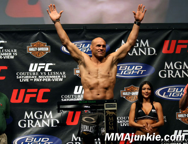 Randy Couture-weigh in
