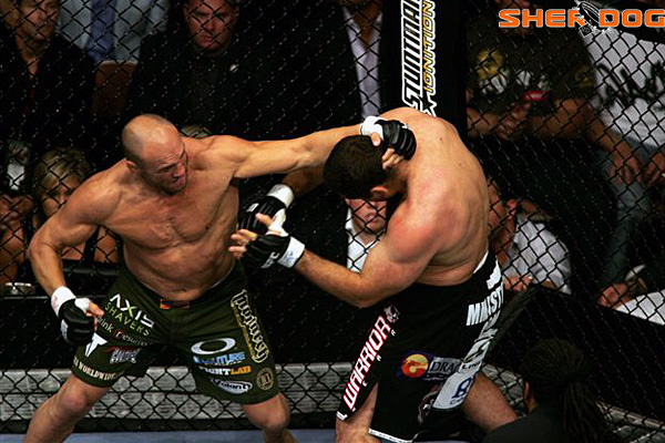 Randy Couture punches Gonzaga UFC 74 pics