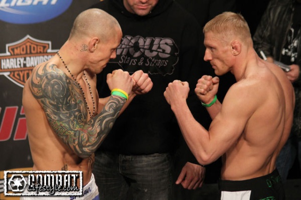 Pearson vs Siver weigh in